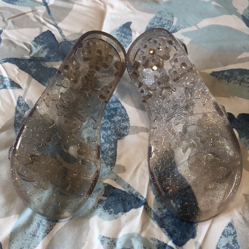 Old Navy Toddler Girl Clear & Glittery Sandals Size 8 - Picture 4 of 6